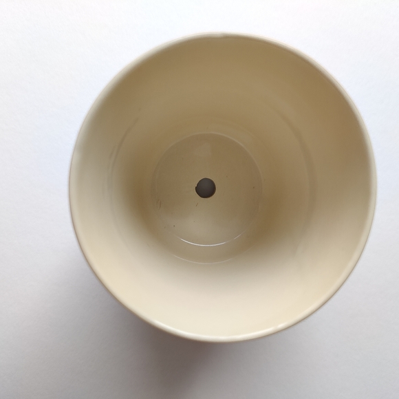 Small Holly Hobbie flower pot | vintage 1970s | Everything's Coming up Beautiful - Picture 2 of 8